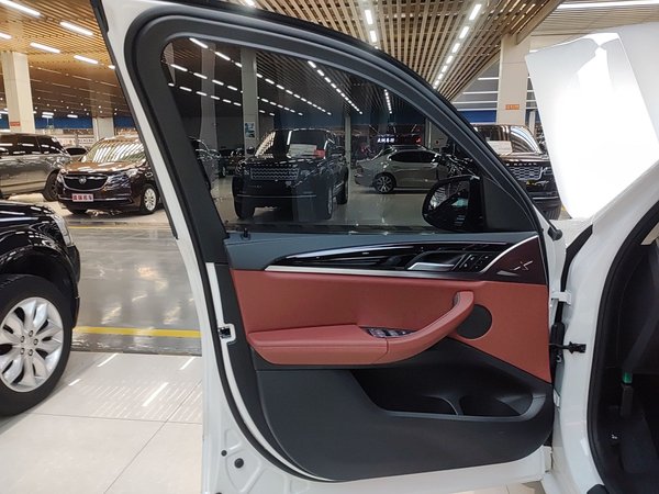 BMW iX 2024, 14800 км, за 188400 CNY - фото 27