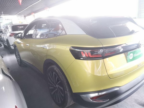 Volkswagen ID.4 X 2021, 77800 км, за 86200 CNY