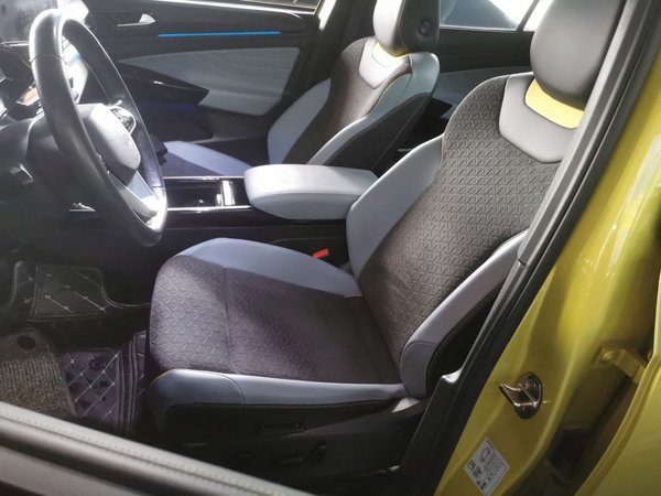 Volkswagen ID.4 X 2021, 77800 км, за 86200 CNY - фото 14