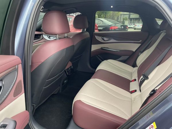 BYD Seal, 31200 км, за 104400 CNY - фото 12