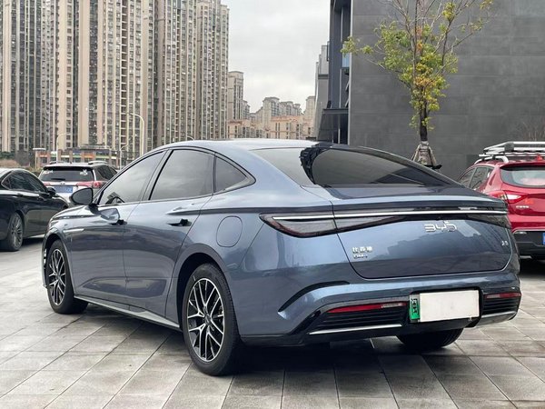 BYD Seal, 31200 км, за 104400 CNY