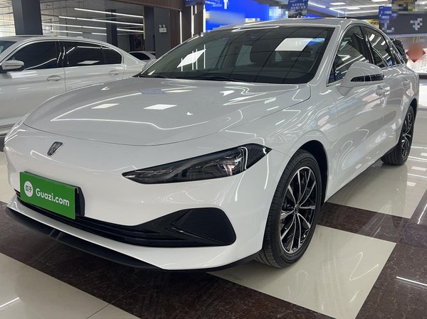 Roewe D7 2025 DMH на дистанции 125 км - чемпион мира