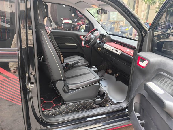 Wuling Hongguang MINIEV 2022, 54300 км, за 28400 CNY - фото 13