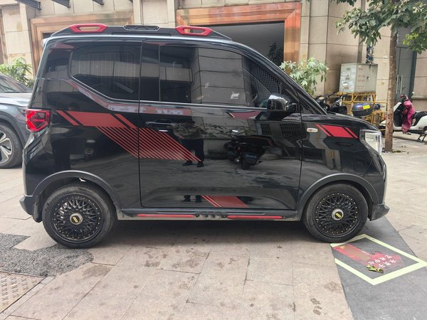 Wuling Hongguang MINIEV 2022, 54300 км, за 28400 CNY