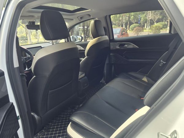 Geely Geometry E Firefly 2022 401 км Linglong Tiger 4 места, 2022 года