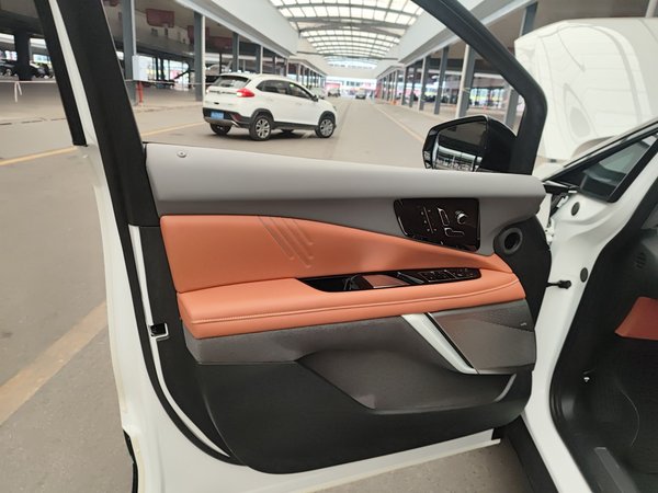 Cadillac IQ Aoge 2024, 11000 км, за 170300 CNY - фото 27