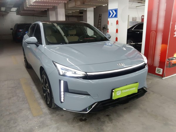 Geely Galaxy L6, 19600 км, за 71800 CNY