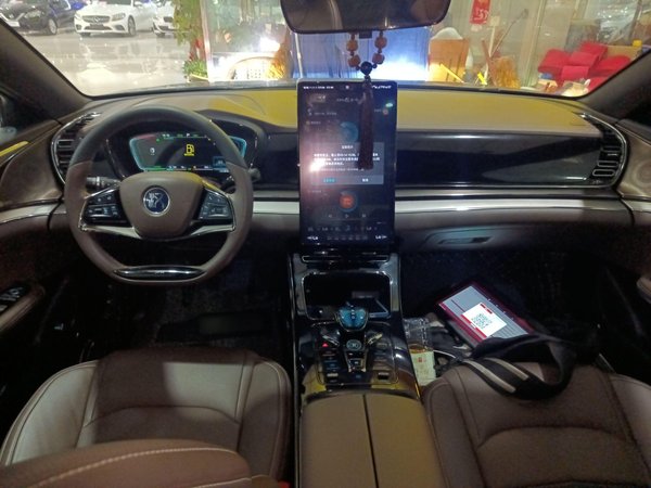 BYD Han 2020, 84500 км, за 75600 CNY - фото 8