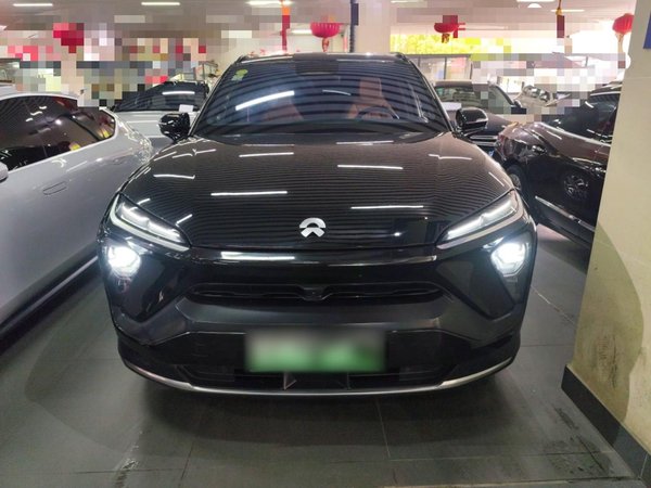 Спортивная версия Nio ES6 2020 протяженностью 420 км, 2020 года