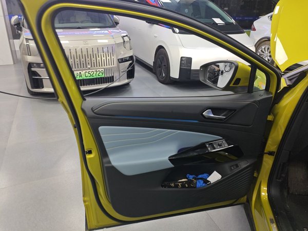 Volkswagen ID.4 X 2021, 54600 км, за 95300 CNY - фото 27