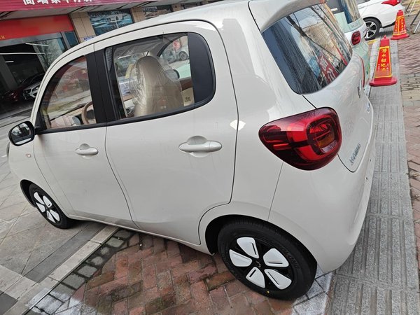 Wuling Hongguang MINIEV, 100 км, за 34600 CNY - фото 7