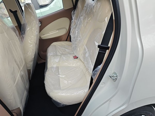 Wuling Hongguang MINIEV, 100 км, за 34600 CNY - фото 9