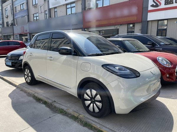 Wuling Bingguo 2023, 850000 км, за 35300 CNY