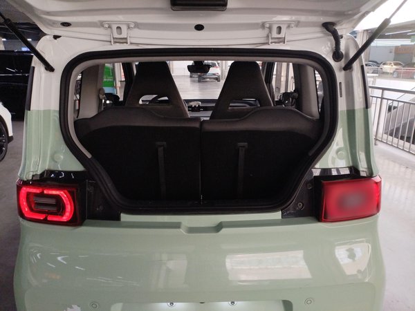 Wuling Hongguang MINIEV 2022, 36300 км, за 16300 CNY - фото 23