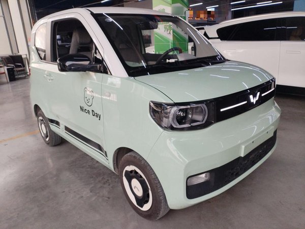 Wuling Hongguang MINIEV 2022, 36300 км, за 16300 CNY