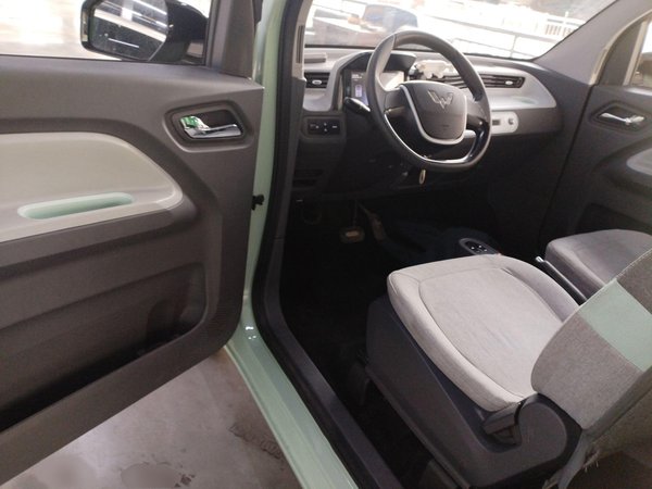 Wuling Hongguang MINIEV 2022, 36300 км, за 16300 CNY - фото 20