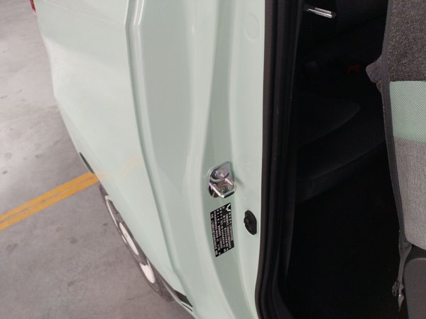 Wuling Hongguang MINIEV 2022, 36300 км, за 16300 CNY - фото 26