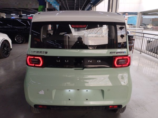 Wuling Hongguang MINIEV 2022, 36300 км, за 16300 CNY - фото 6