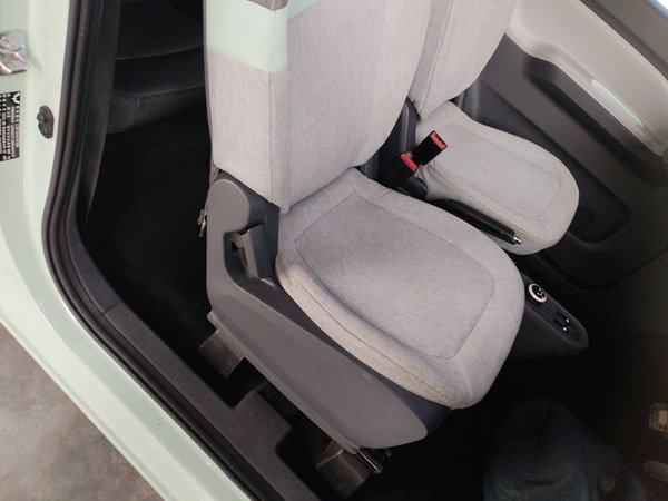 Wuling Hongguang MINIEV 2022, 36300 км, за 16300 CNY - фото 24