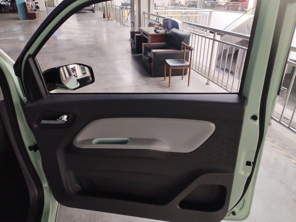 Wuling Hongguang MINIEV 2022, 36300 км, за 16300 CNY - фото 25