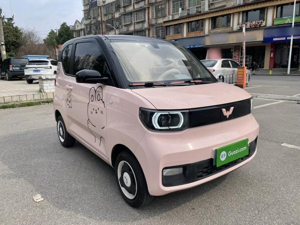 Wuling Hongguang MINIEV 2021, 12200 км, за 18100 CNY