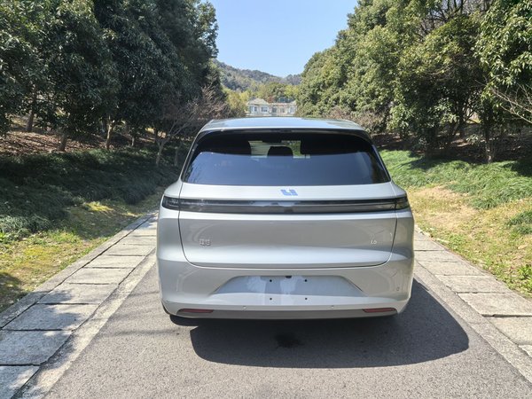 Li Auto L6 2024, 24000 км, за 189500 CNY - фото 7