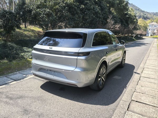 Li Auto L6 2024, 24000 км, за 189500 CNY - фото 8