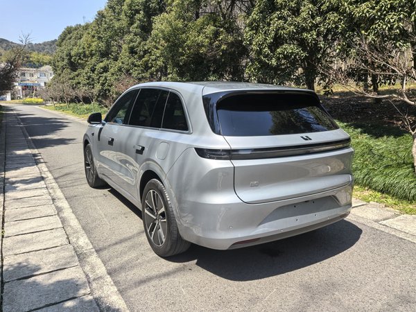 Li Auto L6 2024, 24000 км, за 189500 CNY - фото 6