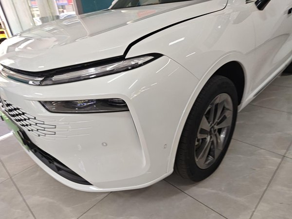 Wey Mocha 2023, 25600 км, за 128200 CNY - фото 10