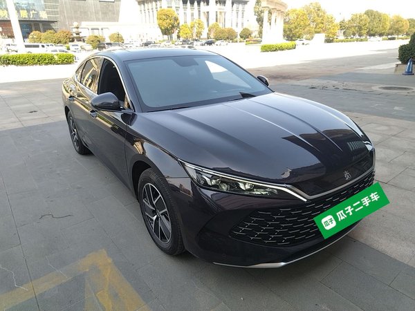 BYD Qin 2024, 10700 км, за 77700 CNY