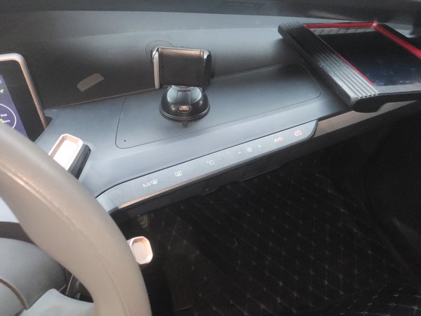 Baojun E200 2020, 48700 км, за 23600 CNY - фото 12