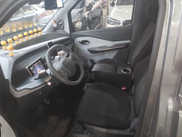 Baojun E200 2020, 48700 км, за 23600 CNY - фото 9