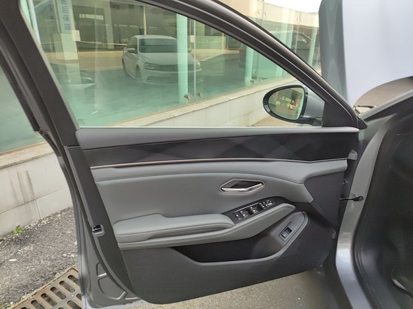 BYD Qin 2025, 300 км, за 94400 CNY - фото 27