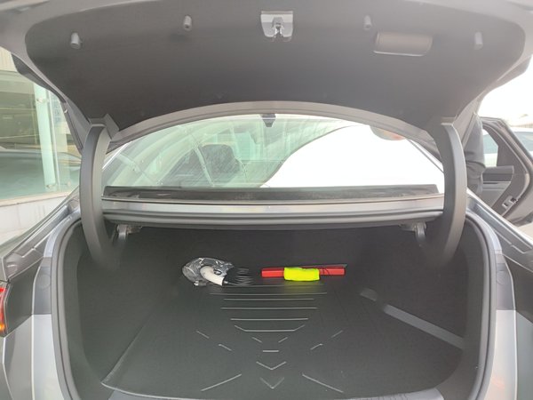 BYD Qin 2025, 300 км, за 94400 CNY - фото 23