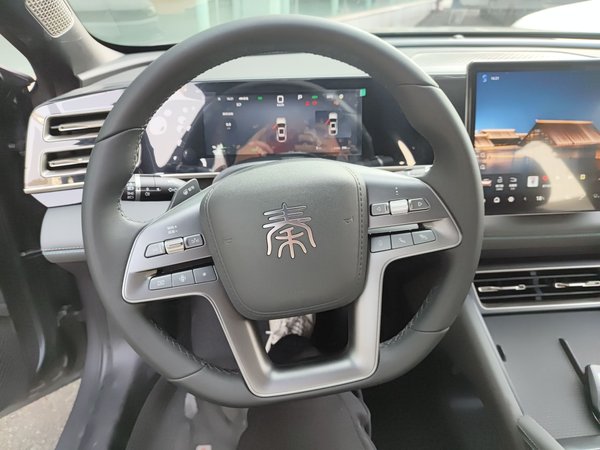 BYD Qin 2025, 300 км, за 94400 CNY - фото 15