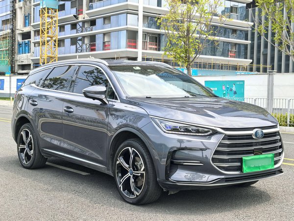 BYD Tang 2021, 117400 км, за 86700 CNY