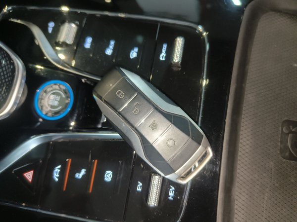 BYD Tang 2021, 117400 км, за 86700 CNY - фото 13