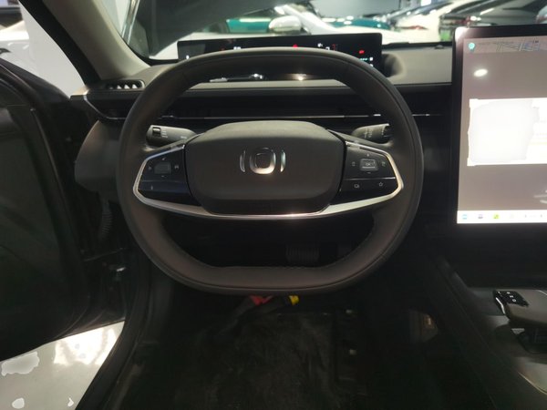 Changan Qiyuan 2023, 300 км, за 71800 CNY - фото 10