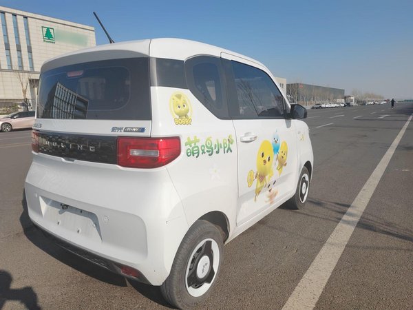 Wuling Hongguang MINIEV 2022, 29800 км, за 18100 CNY