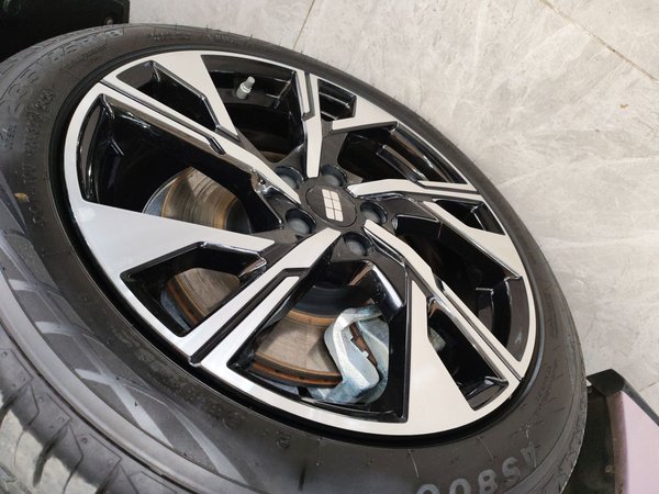 Geely Galaxy L6 2024, 610000 км, за 85000 CNY - фото 9