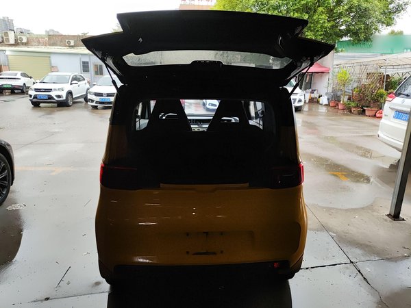 Wuling Hongguang MINIEV 2022, 17600 км, за 17600 CNY - фото 23