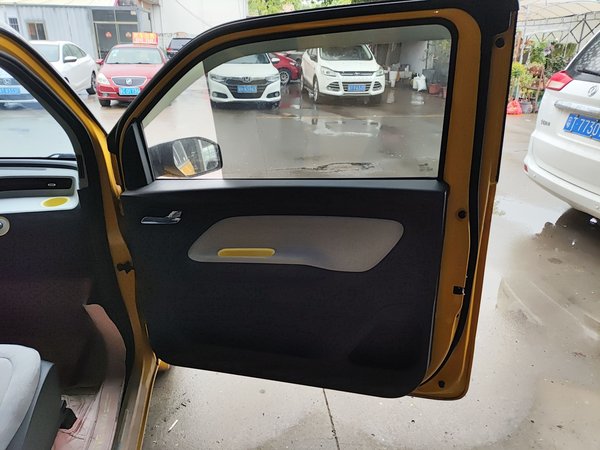 Wuling Hongguang MINIEV 2022, 17600 км, за 17600 CNY - фото 26