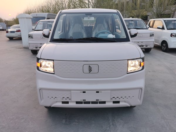 Lingbao Auto Lingbao uni 2025 слегка подслащенная версия 11,52 кВт*ч, 2024 года