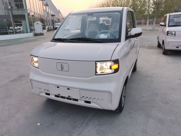 Lingbao Auto Lingbao uni 2025 слегка подслащенная версия 11,52 кВт*ч