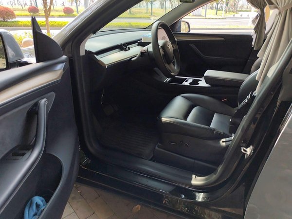 Tesla Model Y 2022, 135000 км, за 166400 CNY - фото 20