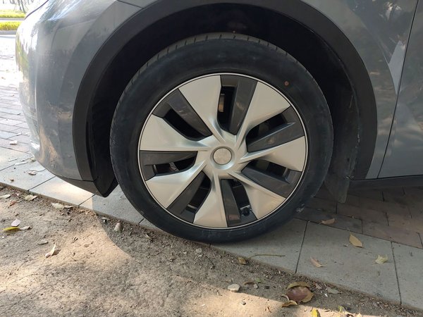 Tesla Model Y 2022, 135000 км, за 166400 CNY - фото 9