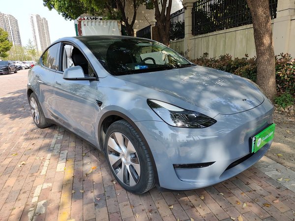 Tesla Model Y 2022, 135000 км, за 166400 CNY