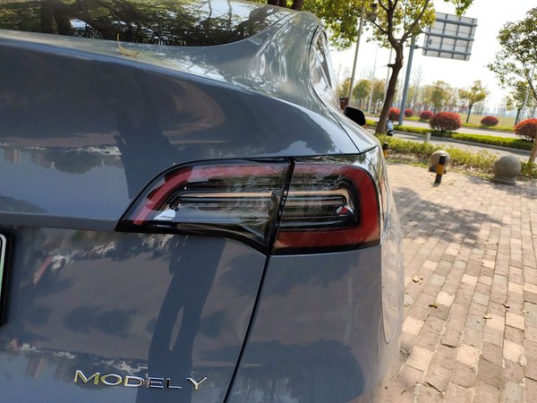 Tesla Model Y 2022, 135000 км, за 166400 CNY - фото 8