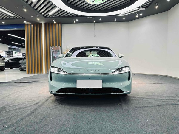 Hongmeng Zhixing Zhijie S7 2025 705 км Pro, 2024 года