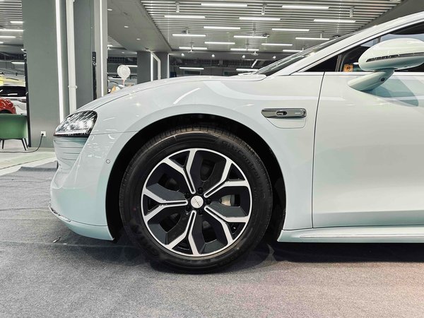 Hongmeng Zhixing Zhijie S7 2024, 360000 км, за 178800 CNY - фото 9